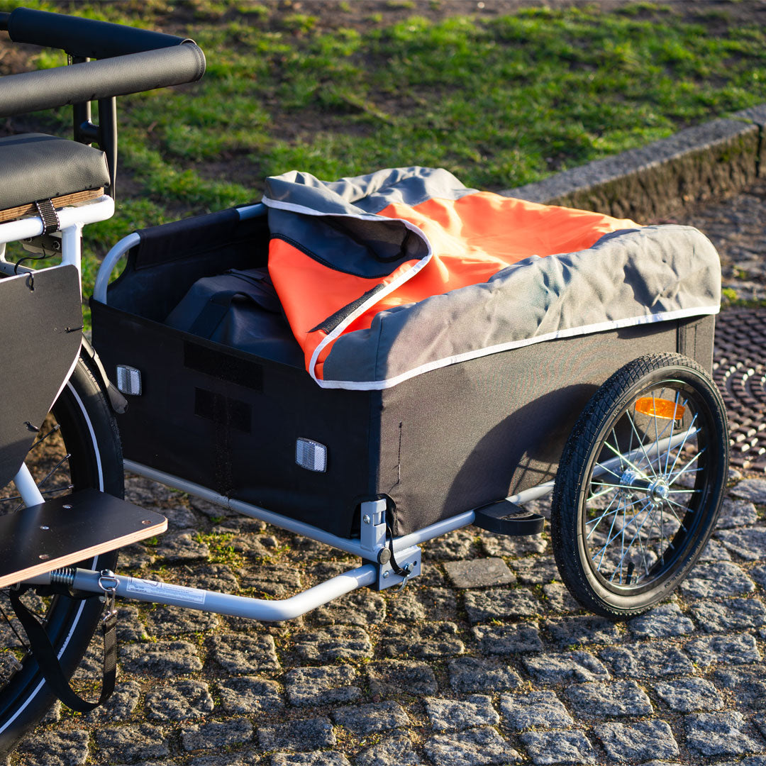 Fahrradanhänger rocken den Alltag, sind einfach anzubringen und geräumig.