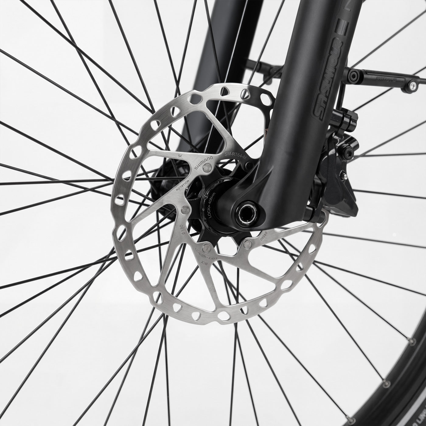 Shimano Bremsscheibe mit 180 mm am Vorderrad des Simply.Lift EP6, Detailansicht